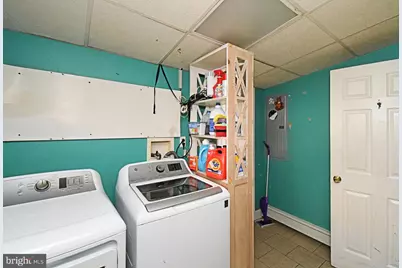 127 Hedge Road, Levittown, PA 19056 - Photo 18