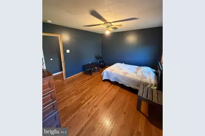 530 Avenue E, Feasterville-Trevose, PA 19053 - Photo 18