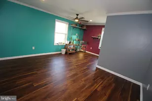 530 Avenue E, Feasterville-Trevose, PA 19053 - Photo 24