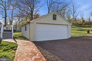 879 Bridgetown Pike, Langhorne, PA 19053 - Photo 30