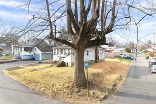 1978 Summit Ave, Feasterville-Trevose, PA 19053 - Photo 2