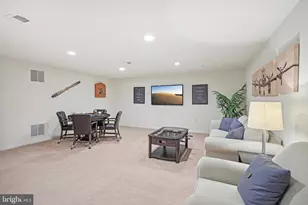 811 Orangewood Ct, Perkasie, PA 18944 - Photo 10