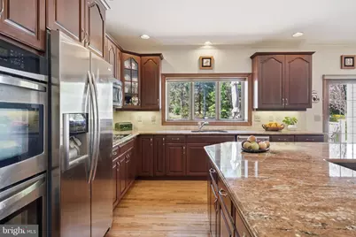 21 Weatherfield Drive, Newtown, PA 18940 - Photo 12