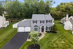 65 Grant Dr, Southampton, PA 18966 - Photo 2