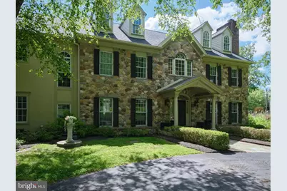 5765 Valley Stream Drive, Doylestown, PA 18902 - Photo 2