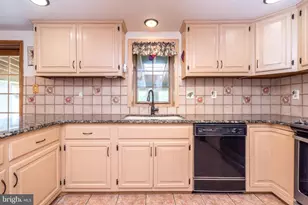 1613 N 5th St, Perkasie, PA 18944 - Photo 12