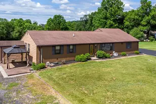 1613 N 5th St, Perkasie, PA 18944 - Photo 4