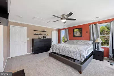 401 Stonybrook Drive, Levittown, PA 19055 - Photo 14