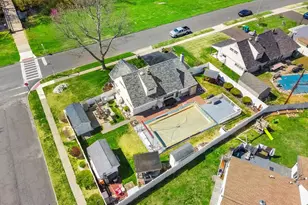 54 Quincy Dr, Levittown, PA 19057 - Photo 6