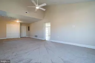 44 Elm Ln, Levittown, PA 19054 - Photo 14