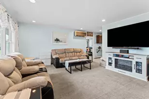 21 Viewpoint, Levittown, PA 19054 - Photo 4