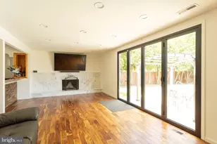 825 Cliff Rd, Bensalem, PA 19020 - Photo 16