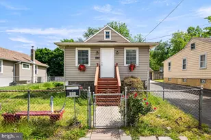 610 Princess Ave, Croydon, PA 19021 - Photo 2