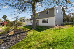 299 Kent Rd, Warminster, PA 18974 - Photo 32
