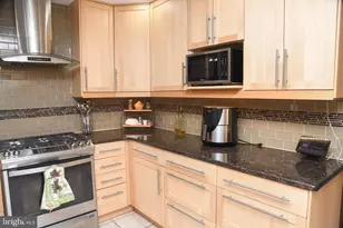560 Lower Holland Rd, Holland, PA 18966 - Photo 20