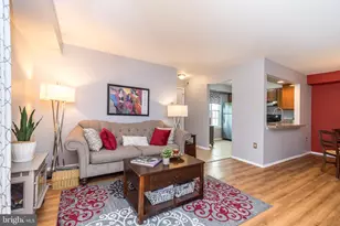 409 Society Pl, Newtown, PA 18940 - Photo 6