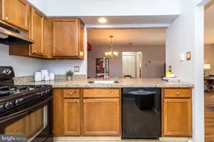 409 Society Pl, Newtown, PA 18940 - Photo 14