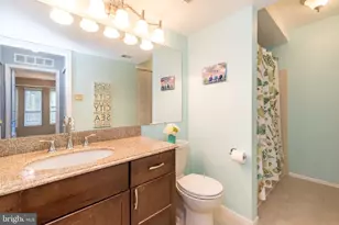 409 Society Pl, Newtown, PA 18940 - Photo 18