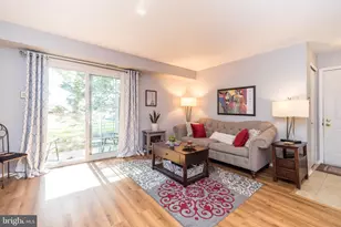 409 Society Pl, Newtown, PA 18940 - Photo 4