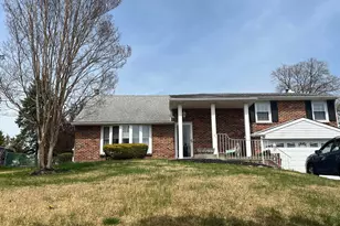 212 S Marmic Dr, Southampton, PA 18966 - Photo 2