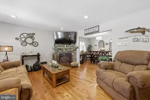 340 Lincoln Ave, Bristol, PA 19007 - Photo 6
