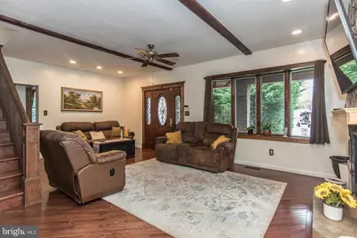 7018 N Radcliffe Street, Bristol, PA 19007 - Photo 6