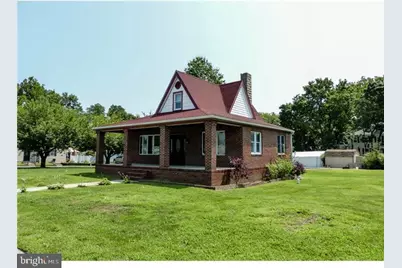 7018 N Radcliffe Street, Bristol, PA 19007 - Photo 4