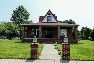 7018 N Radcliffe St, Bristol, PA 19007 - Photo 1