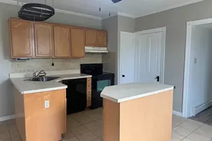 242 E Broad St, Trumbauersville, PA 18970 - Photo 6