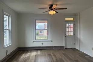 242 E Broad St, Trumbauersville, PA 18970 - Photo 2