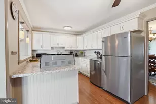 55 Canoebirch Rd, Levittown, PA 19057 - Photo 8