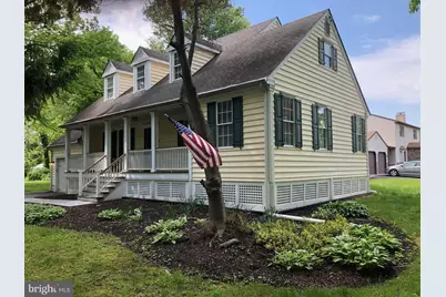 212 Apple Street, Levittown, PA 19057 - Photo 2