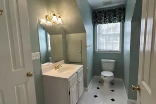 212 Apple St, Levittown, PA 19057 - Photo 46