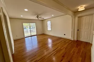 212 Apple St, Levittown, PA 19057 - Photo 18