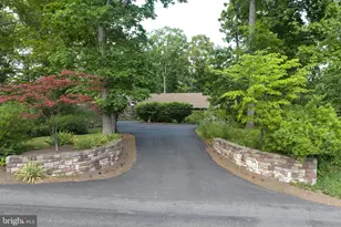 6683 Chapel Rd, New Hope, PA 18938 - Photo 2