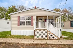 3602 Iris Ave, Feasterville-Trevose, PA 19053 - Photo 2