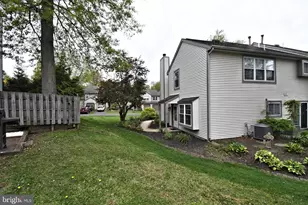 2 Cottonwood St, Newtown, PA 18940 - Photo 54
