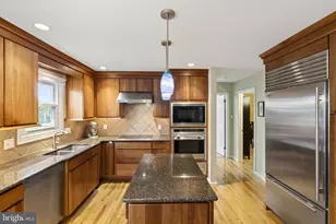 2034 Buckingham Dr, Jamison, PA 18929 - Photo 12