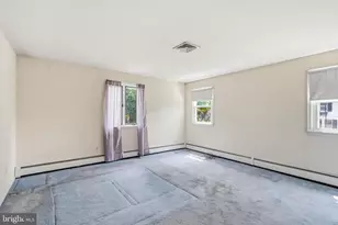 103 E Winchester Ave, Langhorne, PA 19047 - Photo 32