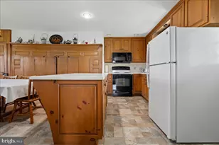 215 Nockamixon Rd, Kintnersville, PA 18930 - Photo 16