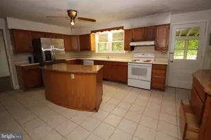 319 Fairhill Rd, Hatfield, PA 19440 - Photo 6