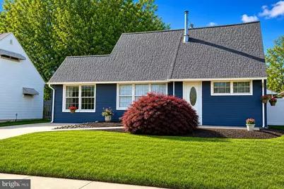 39 Vermillion Lane, Levittown, PA 19054 - Photo 2