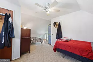 17 Needlepine Ln, Levittown, PA 19054 - Photo 16