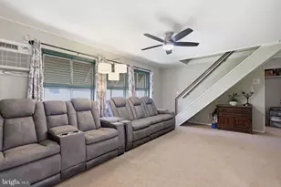 17 Needlepine Ln, Levittown, PA 19054 - Photo 8