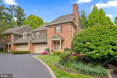 16 Blakemore Court, Doylestown, PA 18901 - Photo 2