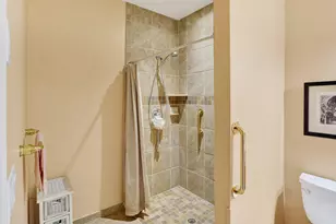 203 Fairway Dr, Warminster, PA 18974 - Photo 12
