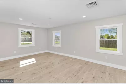 30 Orangewood Drive, Levittown, PA 19057 - Photo 12