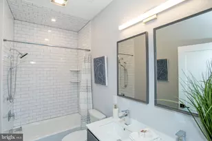 327 Wood St, Bristol, PA 19007 - Photo 52