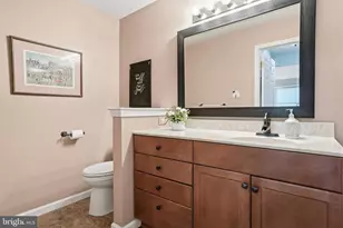 142 Grandview Dr, Warminster, PA 18974 - Photo 32