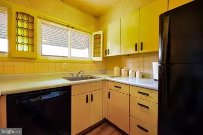 54 Red Berry Road, Levittown, PA 19056 - Photo 10